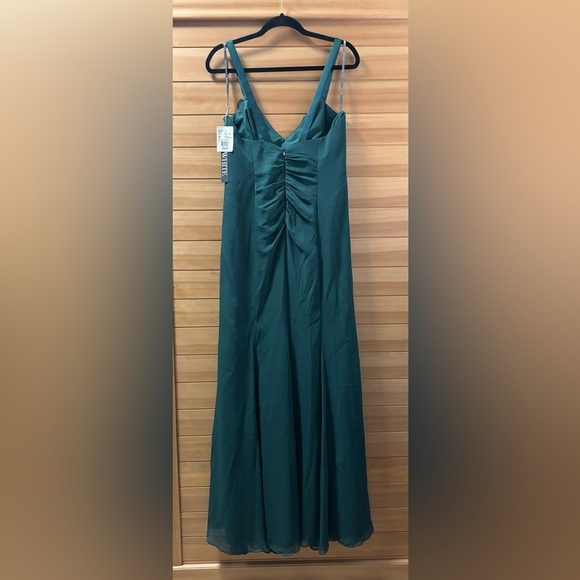NWT White by Vera Wang Forest Green Ruched Ruffle Maxi Formal Bridesmaid Dress - Picture 7 of 11